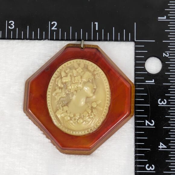 Vtg Octagon Cameo Pendant Bakelite Style Brown Frame Floral Woman Relief 2.625" - Picture 4 of 6